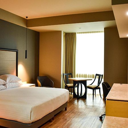 Ramada By Wyndham Mexico City Santa Fe Εξωτερικό φωτογραφία