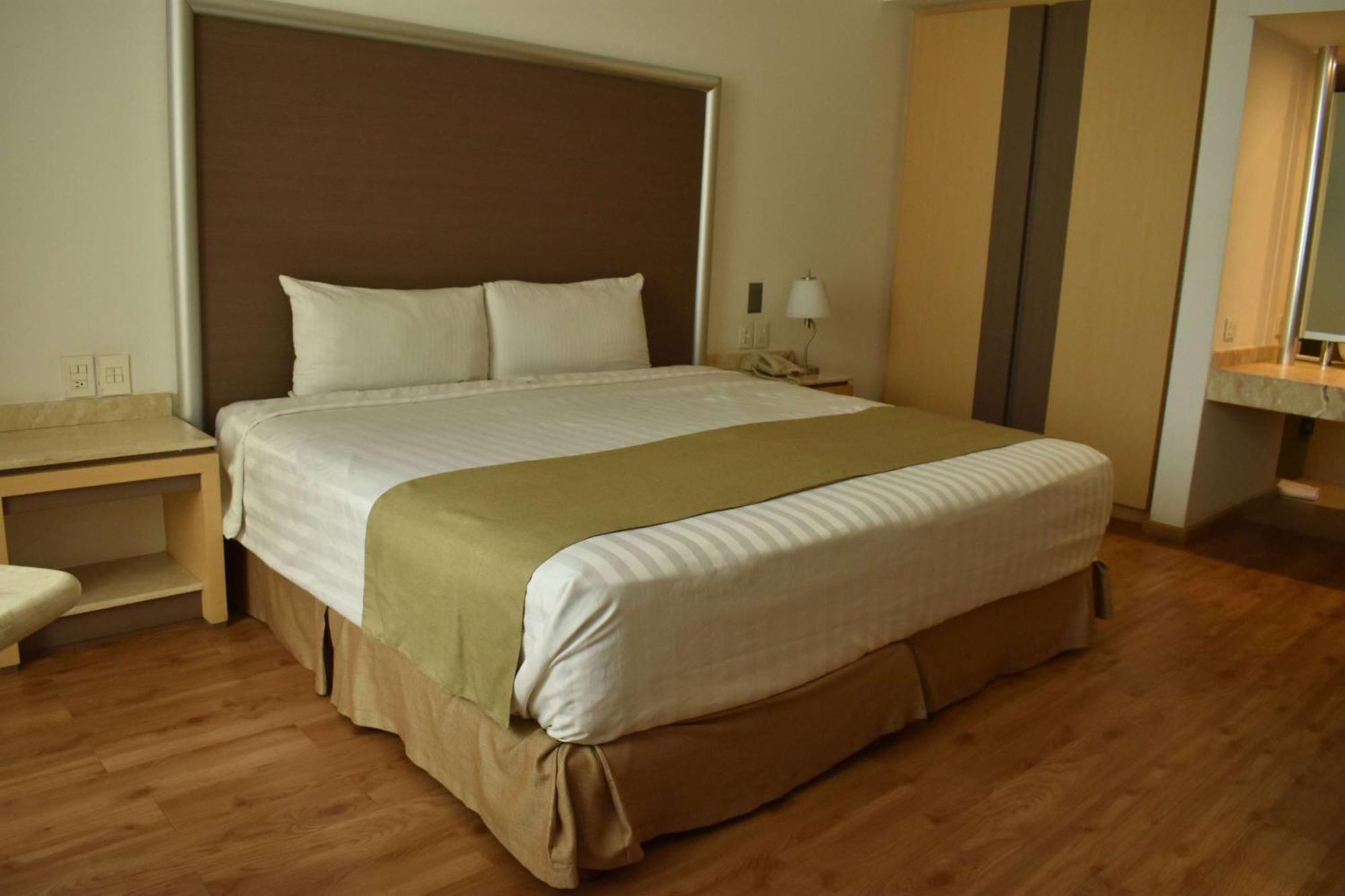 Ramada By Wyndham Mexico City Santa Fe Εξωτερικό φωτογραφία