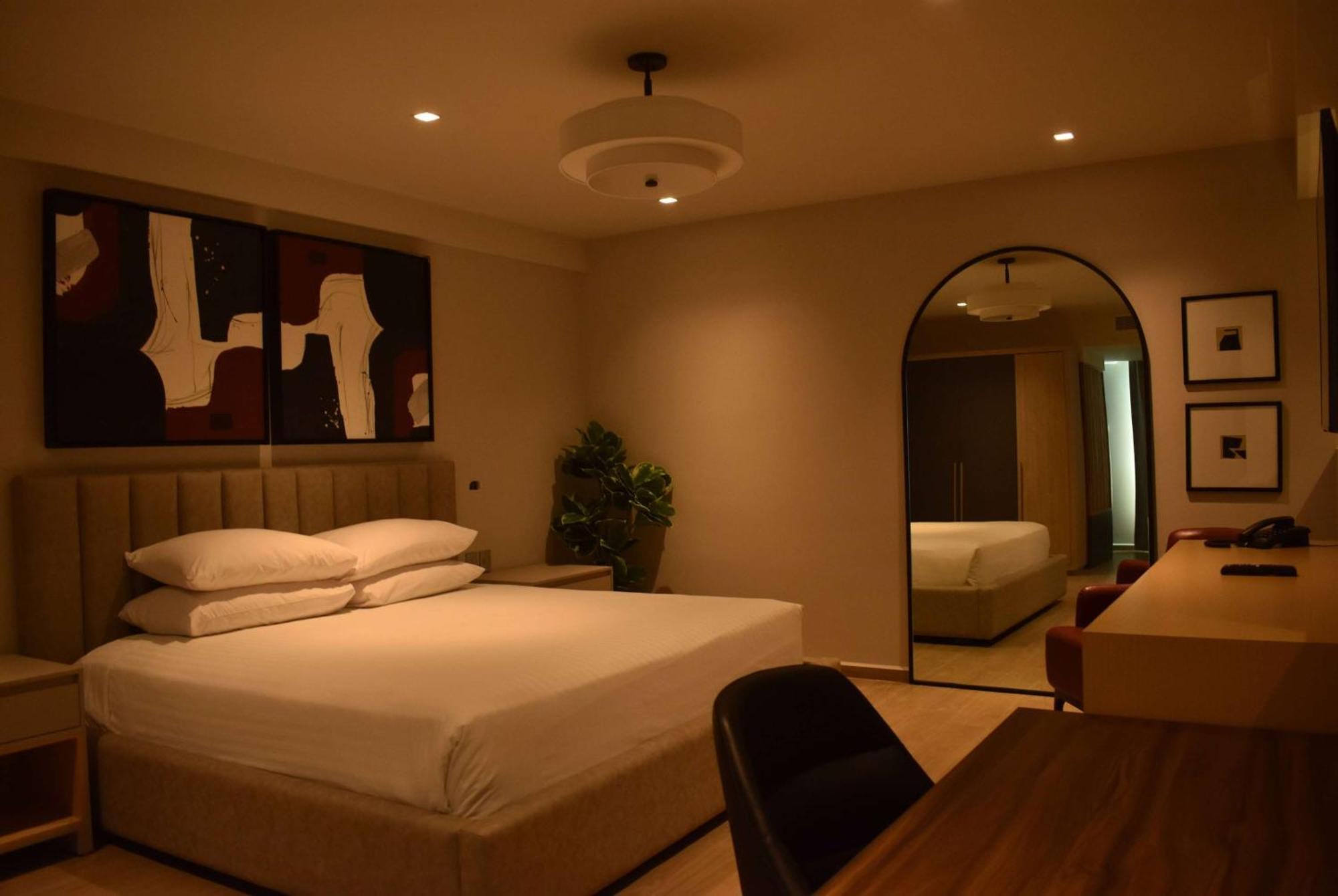Ramada By Wyndham Mexico City Santa Fe Εξωτερικό φωτογραφία