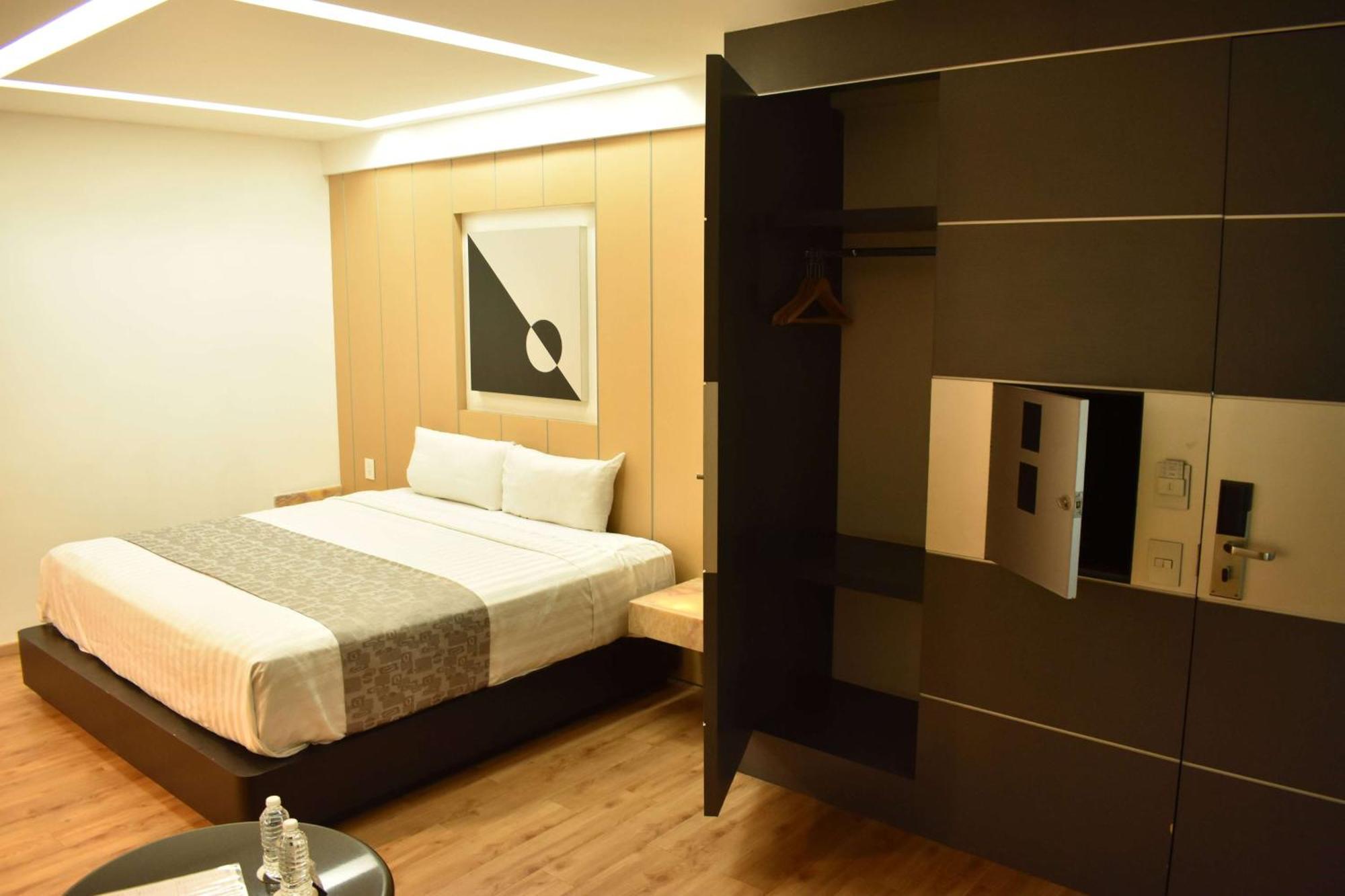 Ramada By Wyndham Mexico City Santa Fe Εξωτερικό φωτογραφία