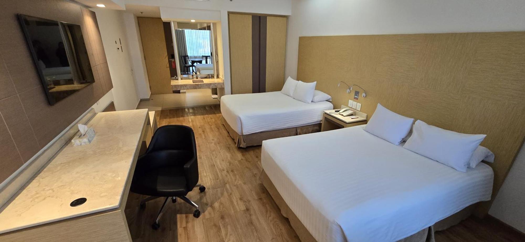 Ramada By Wyndham Mexico City Santa Fe Εξωτερικό φωτογραφία