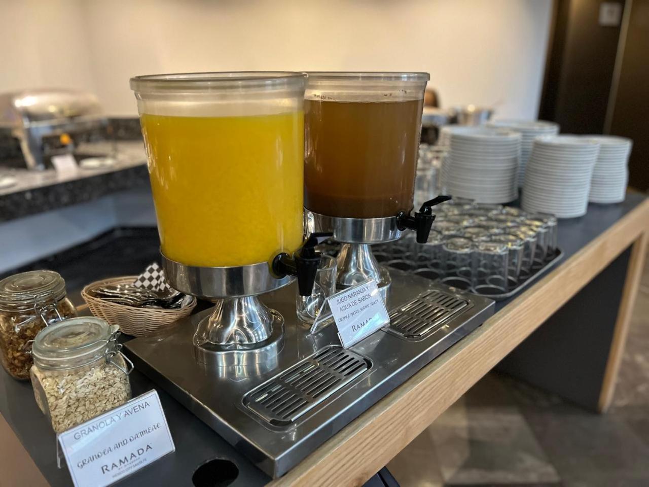 Ramada By Wyndham Mexico City Santa Fe Εξωτερικό φωτογραφία